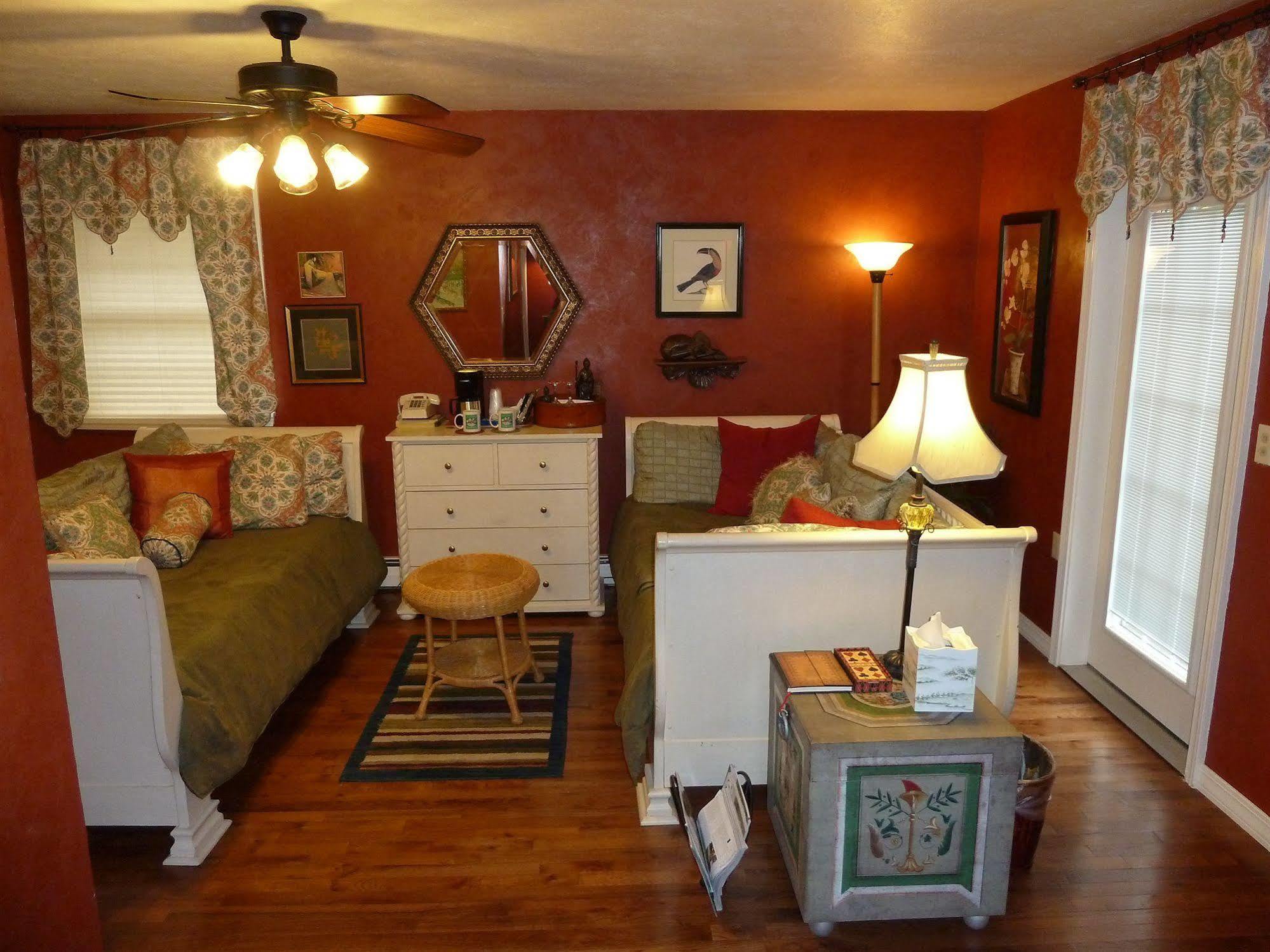 Bad Rock Bed And Breakfast Inn Columbia Falls Esterno foto