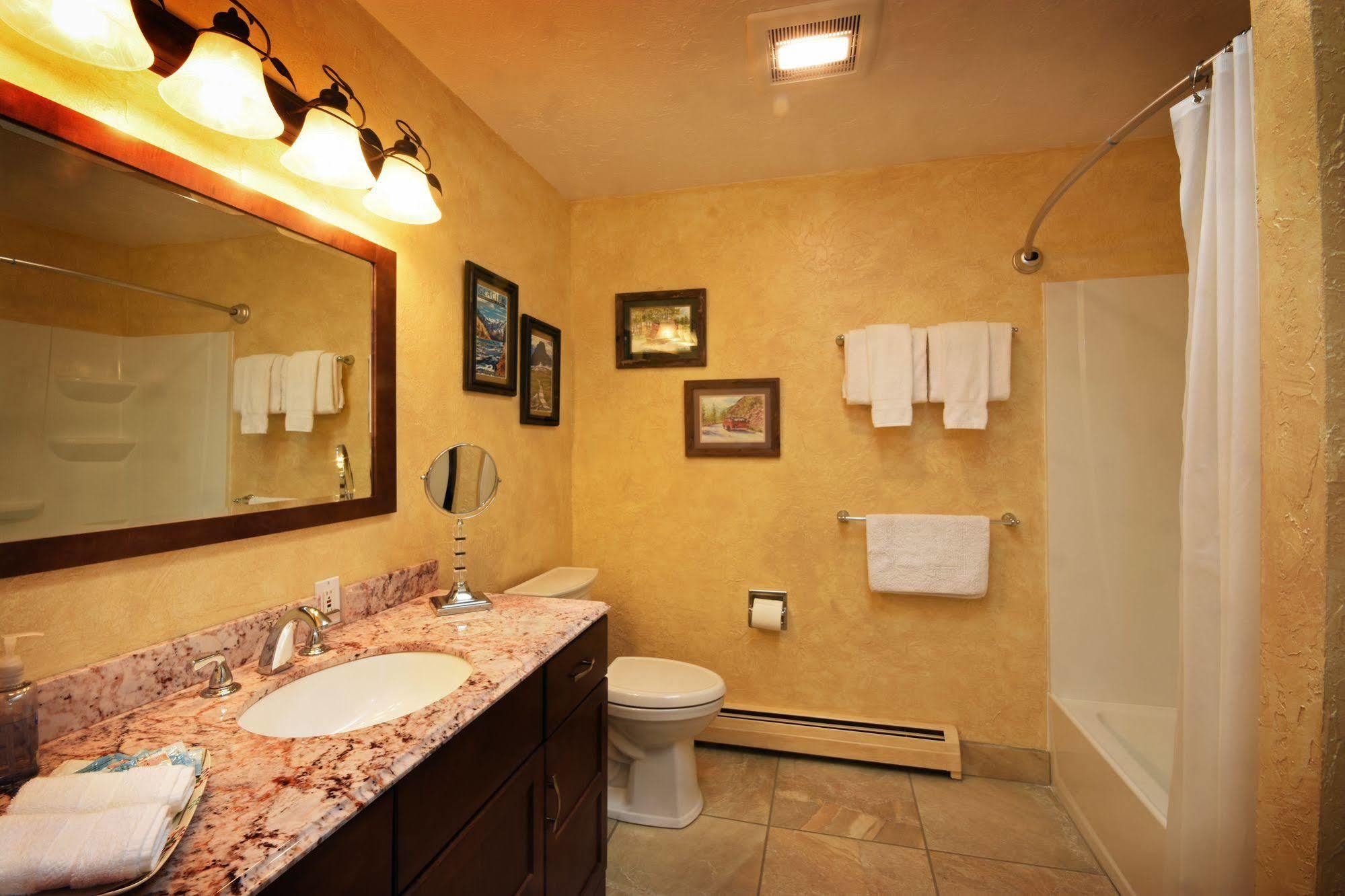 Bad Rock Bed And Breakfast Inn Columbia Falls Esterno foto